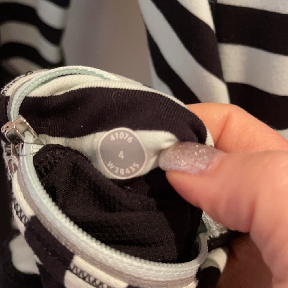 Lululemon Top - Picture 5 of 5